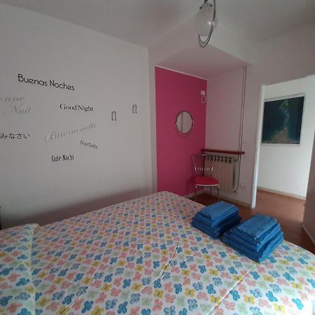 Appartamento Genziana - Con Vista Piscina E Garage Sirmione Extérieur photo