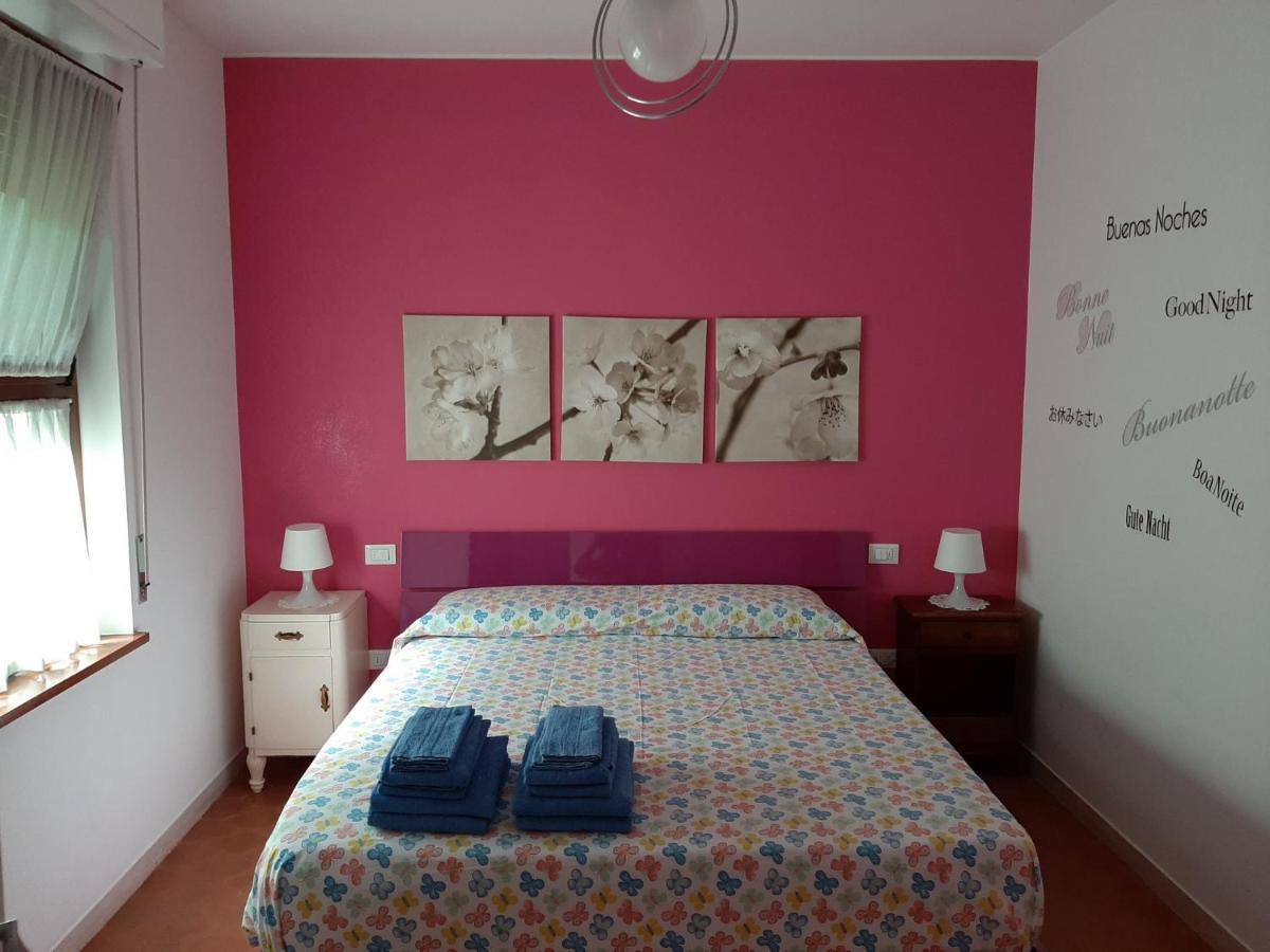 Appartamento Genziana - Con Vista Piscina E Garage Sirmione Extérieur photo