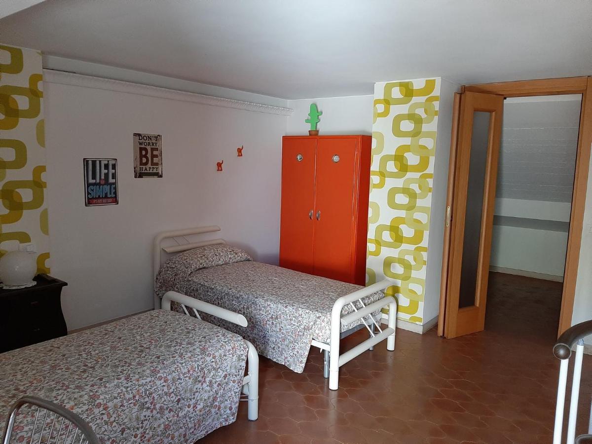 Appartamento Genziana - Con Vista Piscina E Garage Sirmione Extérieur photo