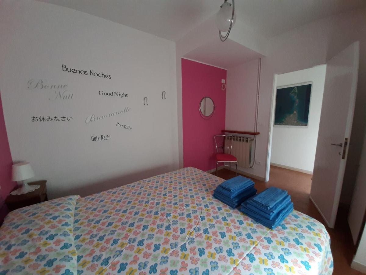 Appartamento Genziana - Con Vista Piscina E Garage Sirmione Extérieur photo