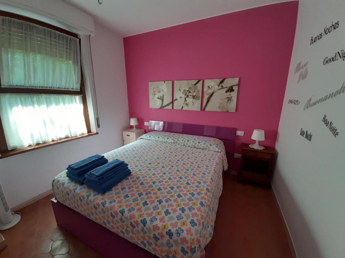 Appartamento Genziana - Con Vista Piscina E Garage Sirmione Extérieur photo