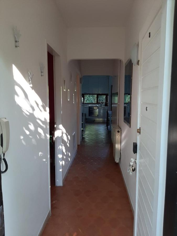 Appartamento Genziana - Con Vista Piscina E Garage Sirmione Extérieur photo