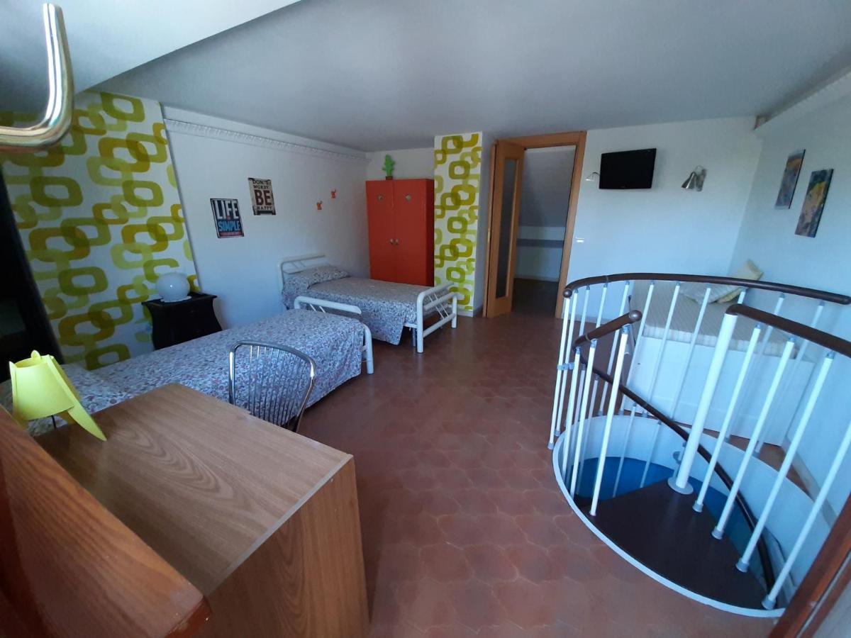 Appartamento Genziana - Con Vista Piscina E Garage Sirmione Extérieur photo