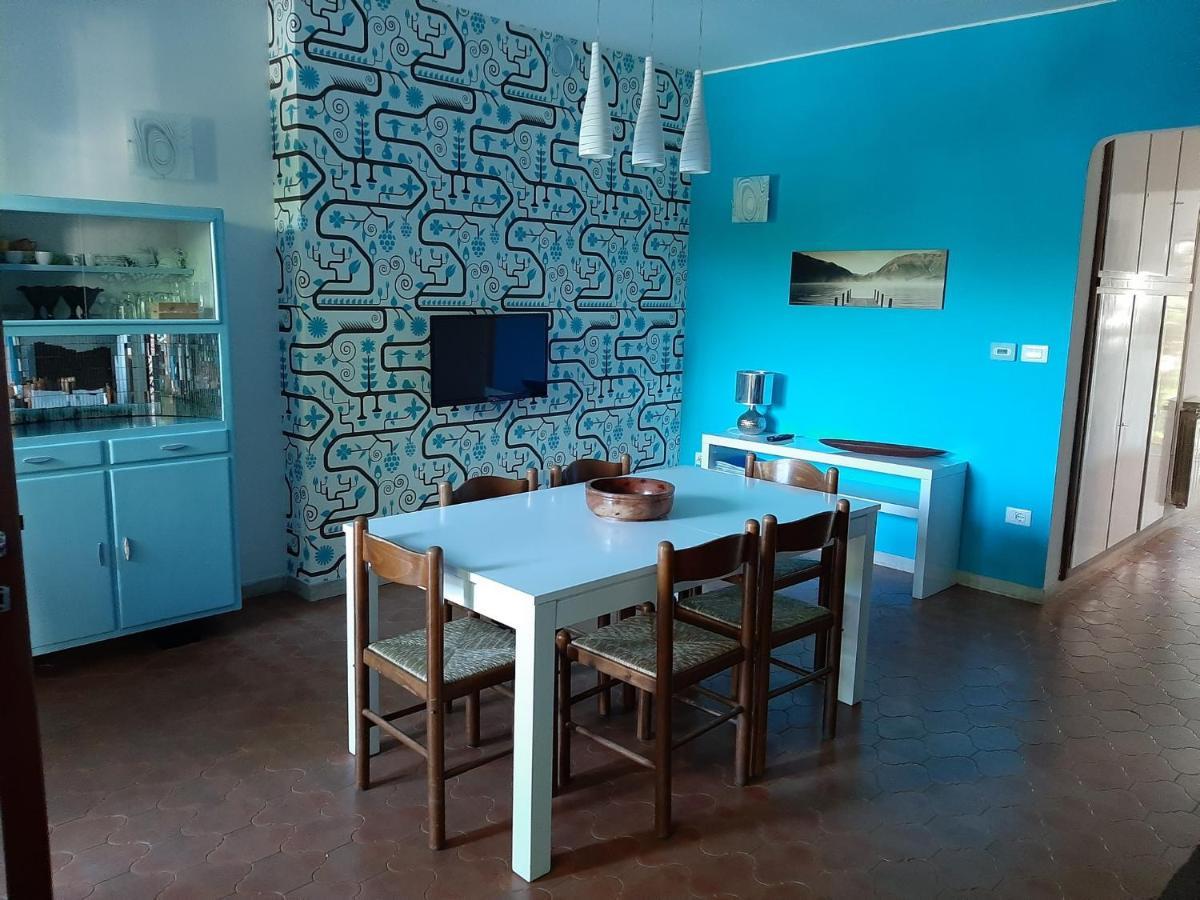 Appartamento Genziana - Con Vista Piscina E Garage Sirmione Extérieur photo