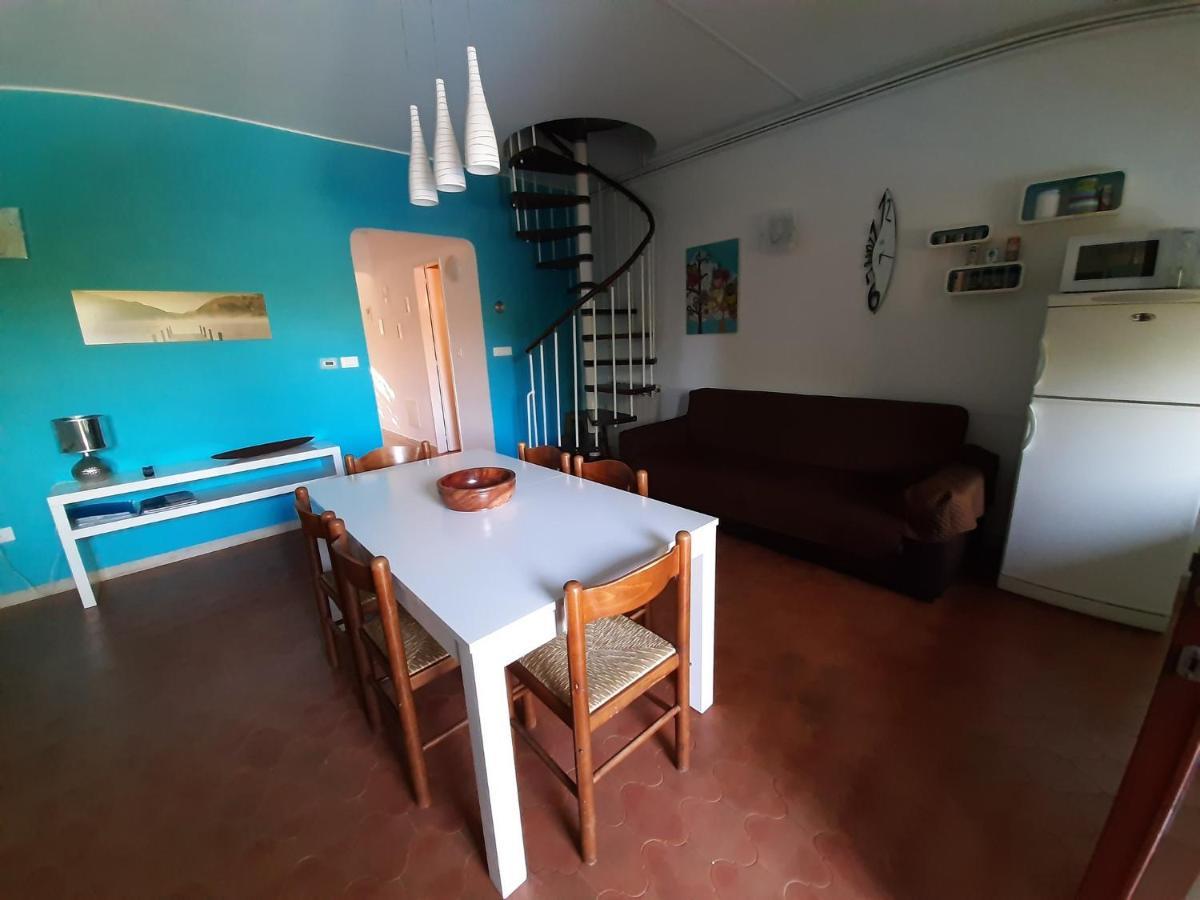 Appartamento Genziana - Con Vista Piscina E Garage Sirmione Extérieur photo